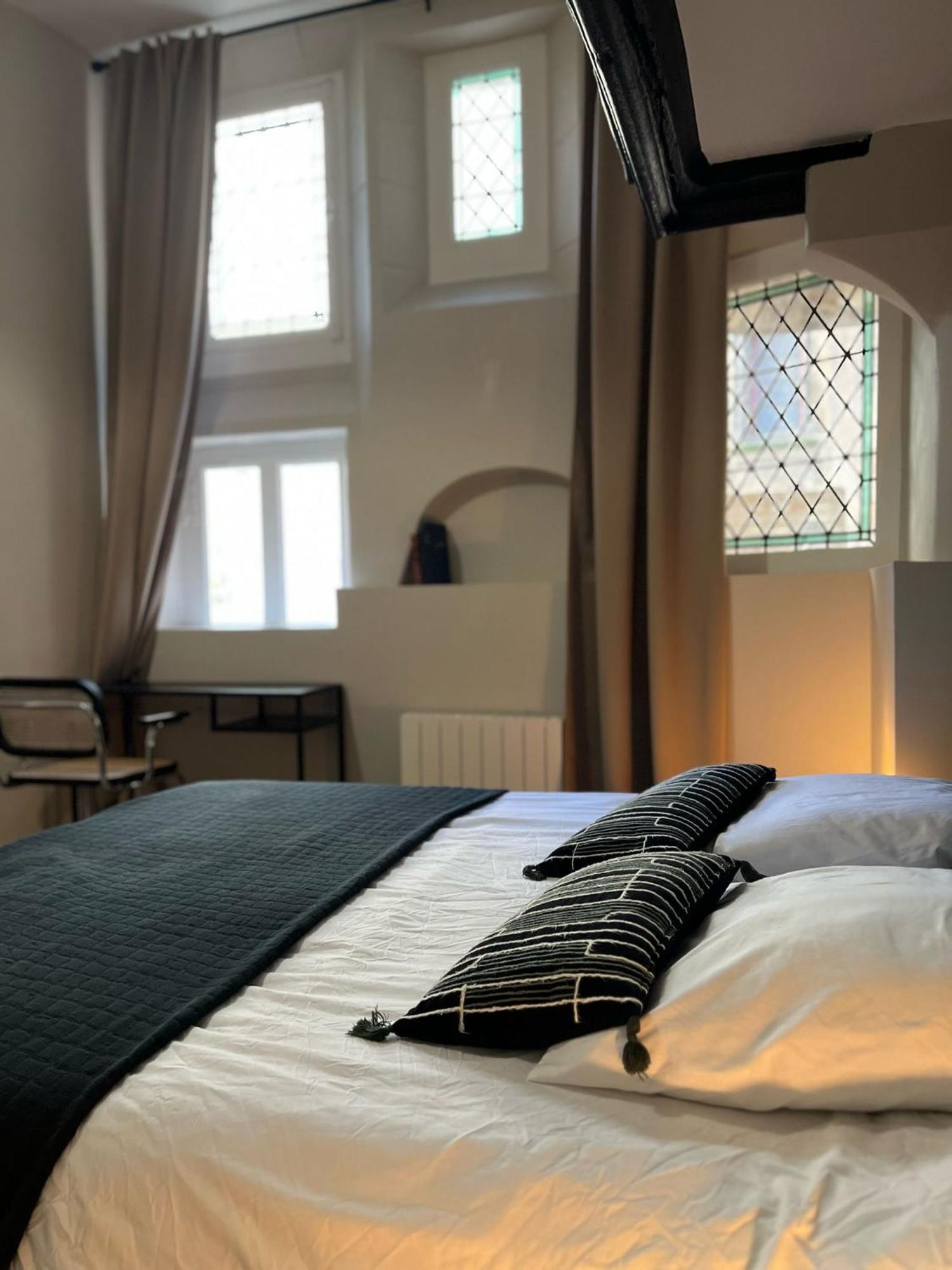 Le Petit Chateau Du Docteur Cambournac Бурж Экстерьер фото